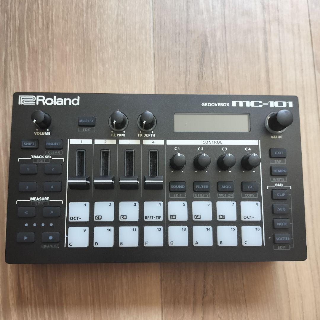Roland MC-101 グルーヴボックス