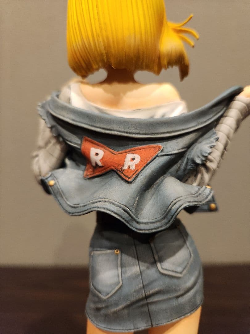 glitter&glamours 18号　フィギュア グリッターグラマラス　生足