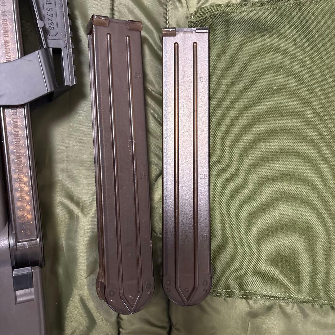 初心者キット 電動ガンプラス P-90プラス 多弾マガジン付き