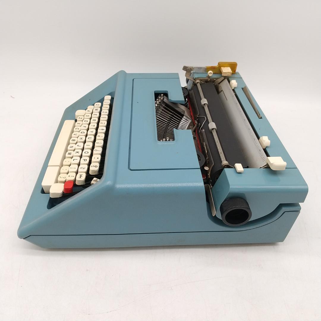 2817番 Olivetti オリベッティ Studio 46 タイプライター