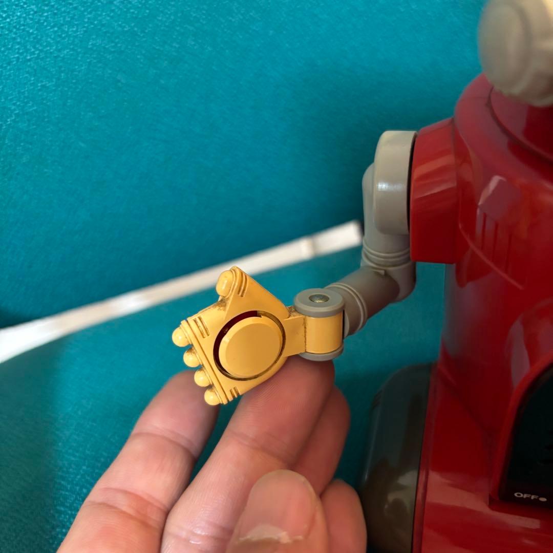 TOMY ShabeRoku 赤いロボットラジオおもちゃ