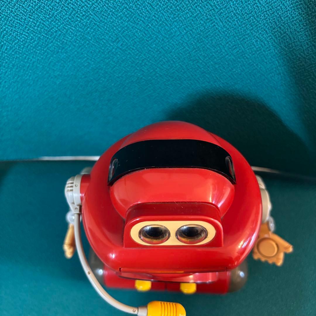 TOMY ShabeRoku 赤いロボットラジオおもちゃ