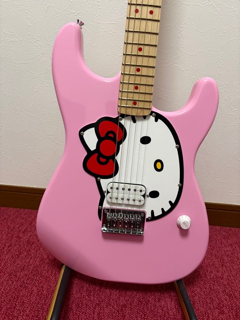 Squier by Fender Stratocaster ハローキティ 未使用