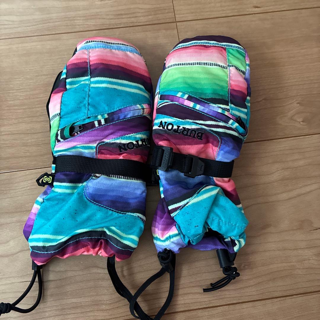 DESCENTE 冬用グローブ・ソックス・ニット帽セット