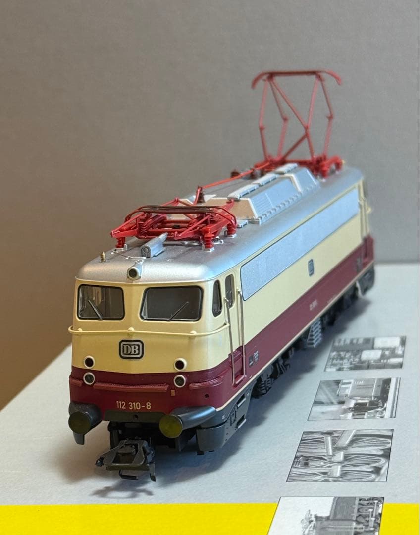 鉄道模型 TRIX 22032 BR112 DB TEE DCC/Selectrix