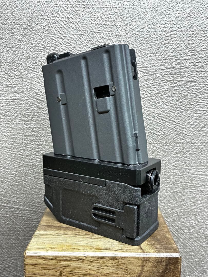 R7-21 東京マルイ GBB M4 マガジンアダプター 外部ソース仕様