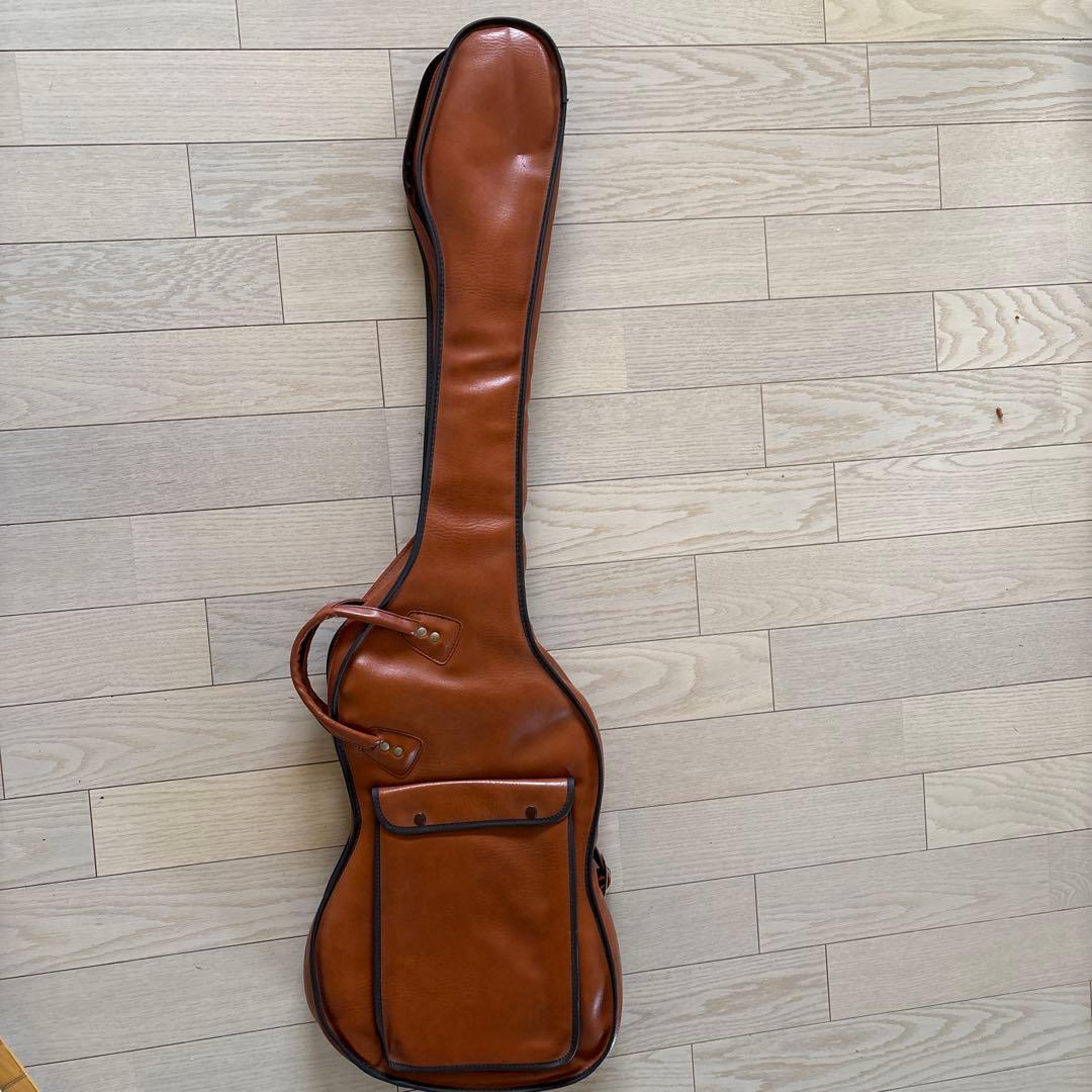 エレキベース ブラック アルダー製ケース付き