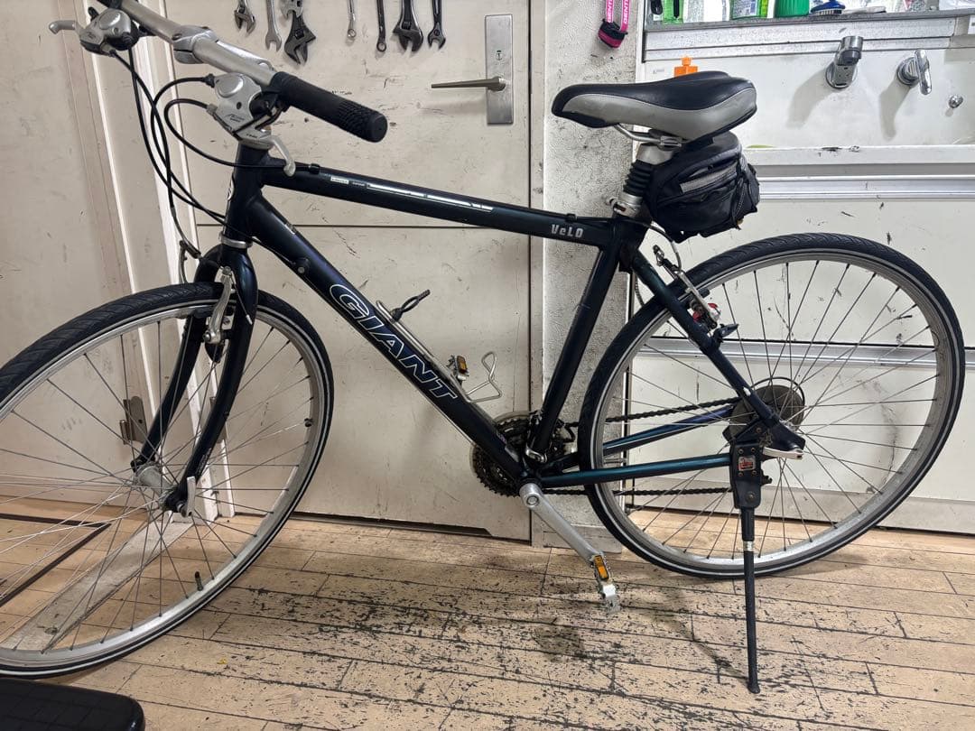 GIANT VELO クロスバイク ダークブルー（ネイビー）