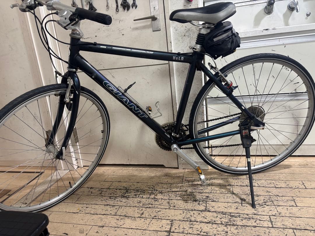 GIANT VELO クロスバイク ダークブルー（ネイビー）