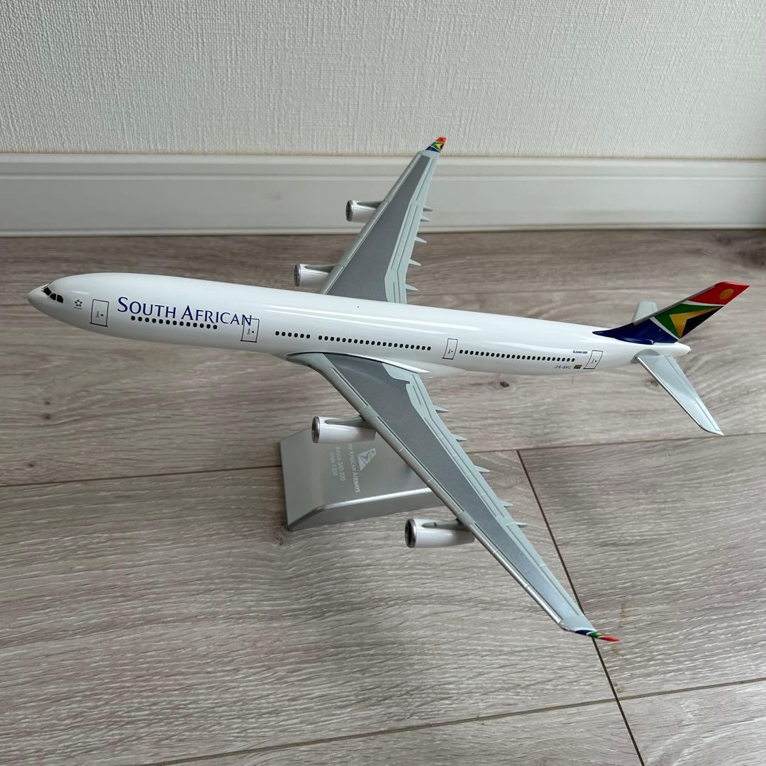 【新品】South African 南アフリカ航空 エアバスA340-300模型
