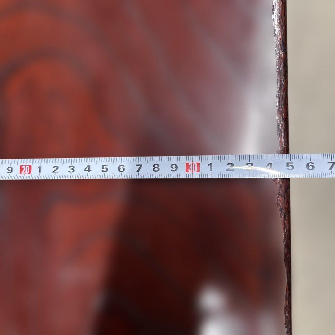 木製箪笥 赤褐色 彫刻デザイン