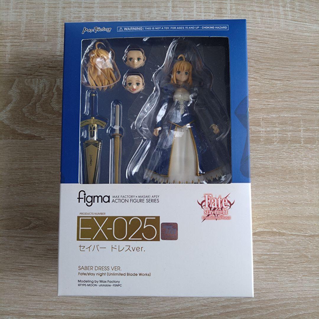 新品未開封figma EX-025 セイバー ドレスver. Fate fgo