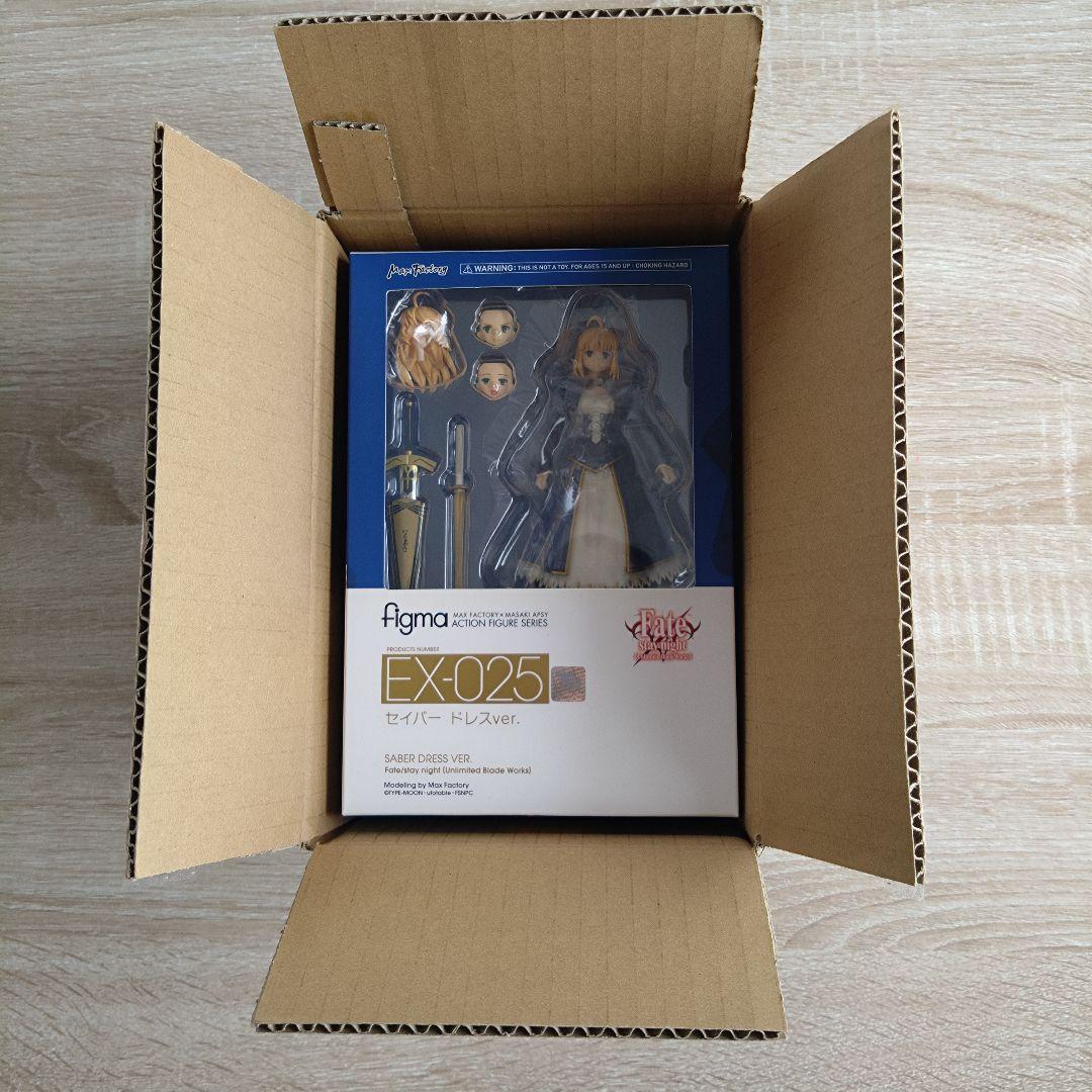 新品未開封figma EX-025 セイバー ドレスver. Fate fgo
