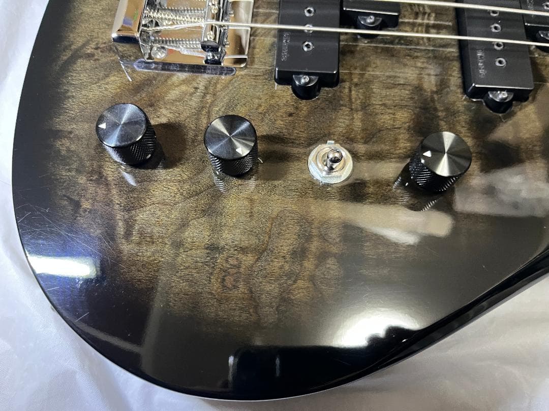 B.C.Rich Eagle BASS　シースルーブラック虎目　DIMARZIO