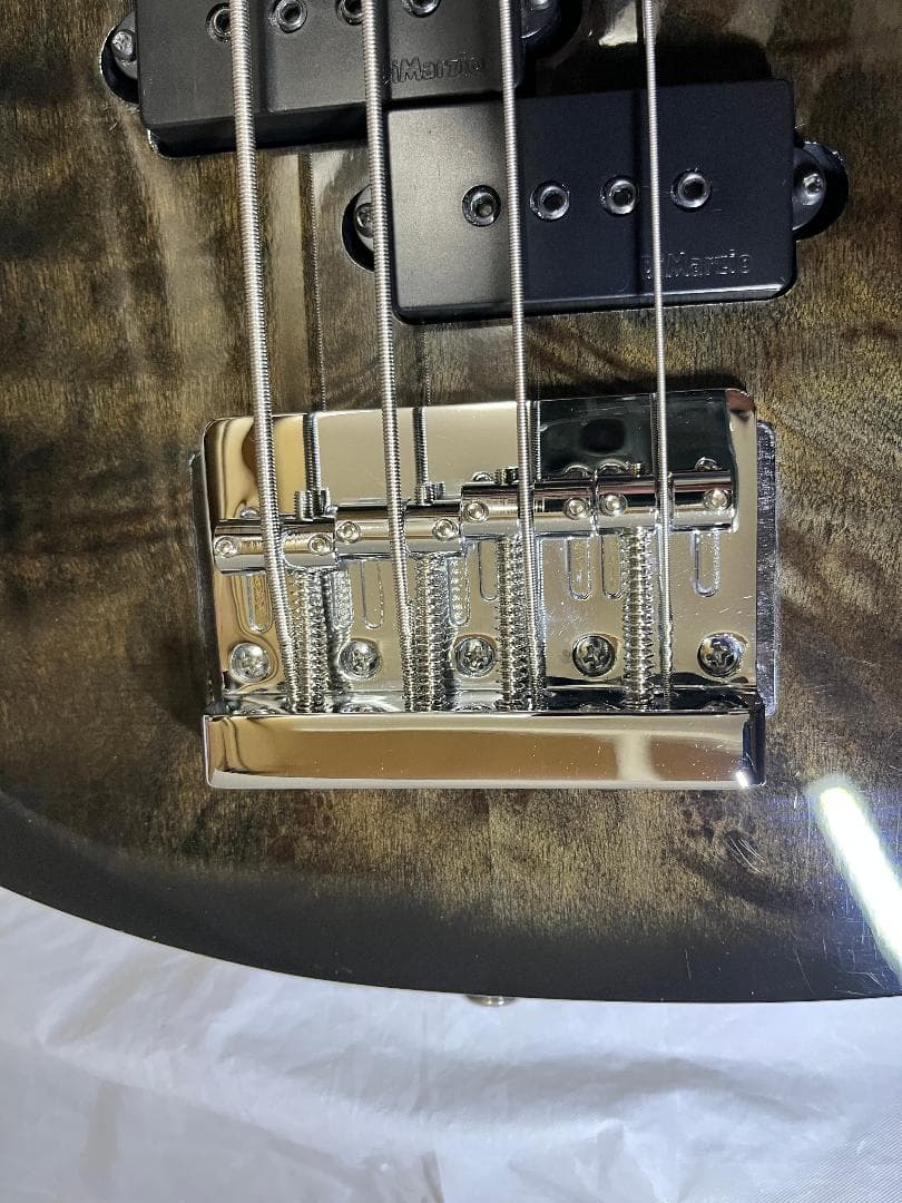 B.C.Rich Eagle BASS　シースルーブラック虎目　DIMARZIO