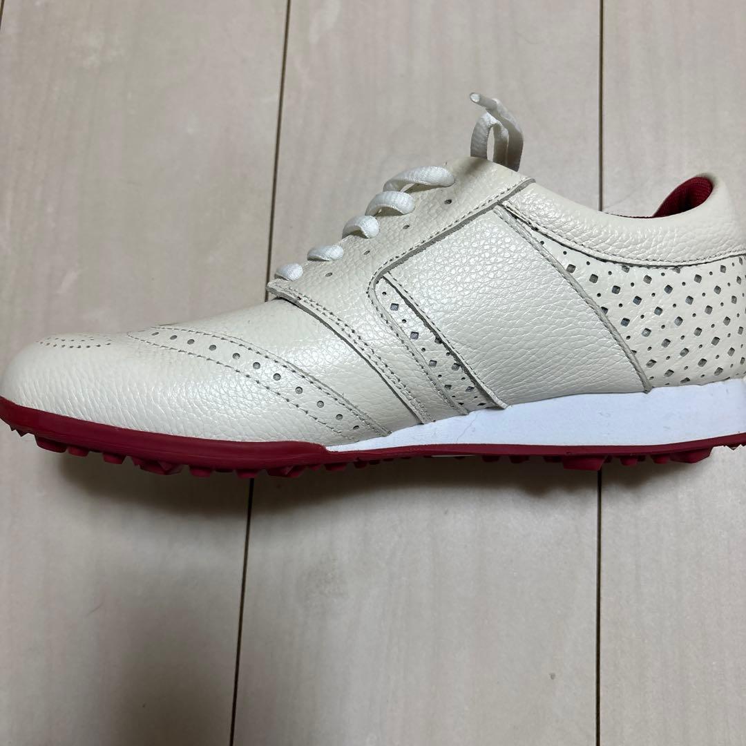 【新品未使用】MASTER BUNNY EDITION ゴルフシューズ(女性用)