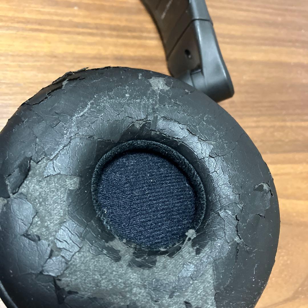 AKG DJ181 UE - 究極の低音 DJ用ヘッドホン ブラック