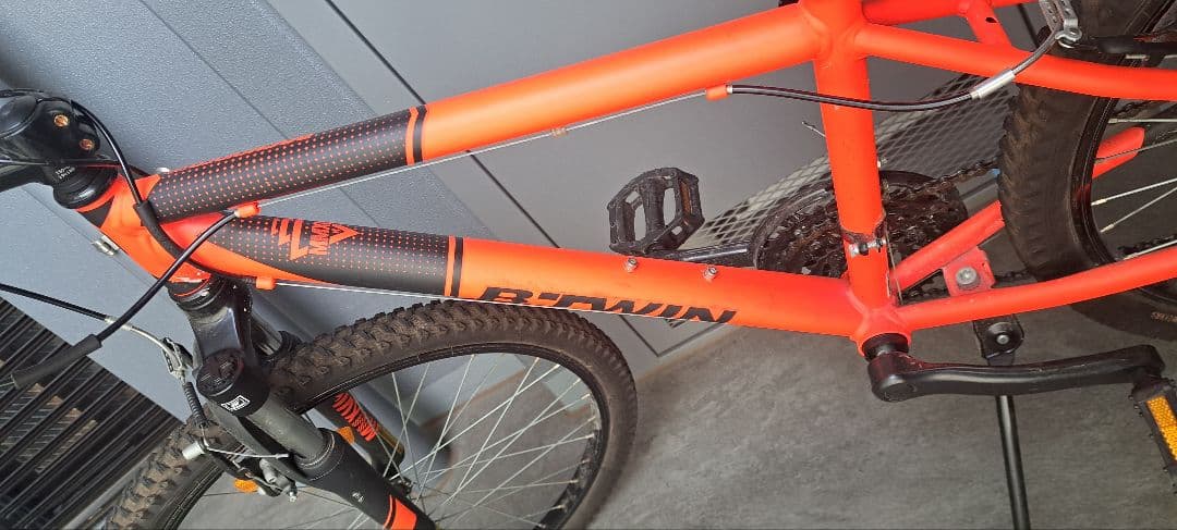 BTWIN オレンジ マウンテンバイク 26インチ