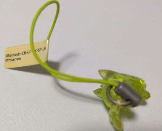 ポケモンストラップ 黄緑色 タグ付き