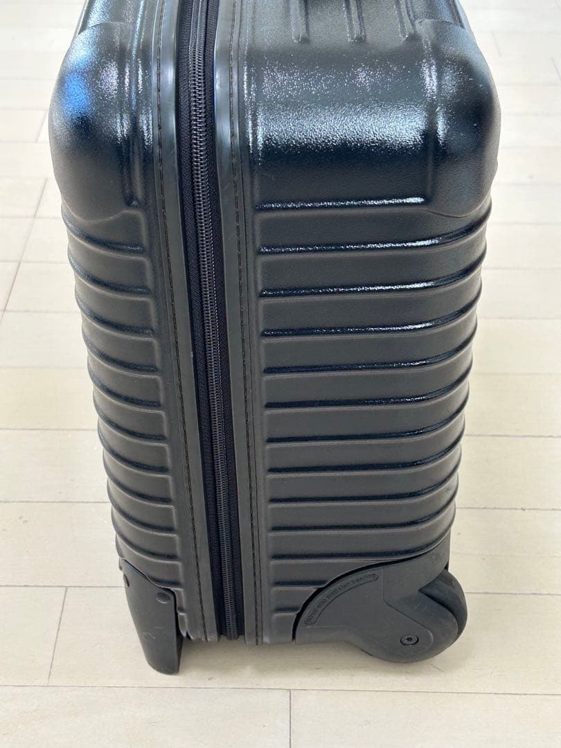 【2輪】RIMOWA サルサ ビジネストローリー 23L 黒