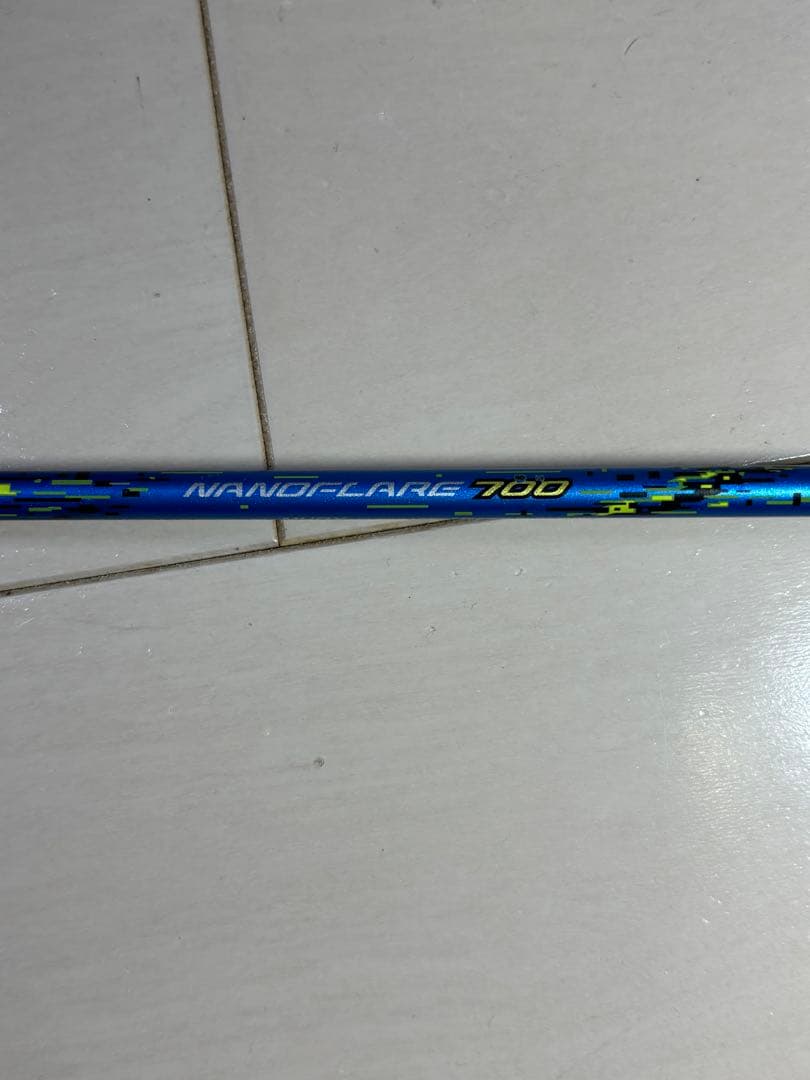 美品 YONEX NANOFLARE 700 5U G5バドミントンラケット