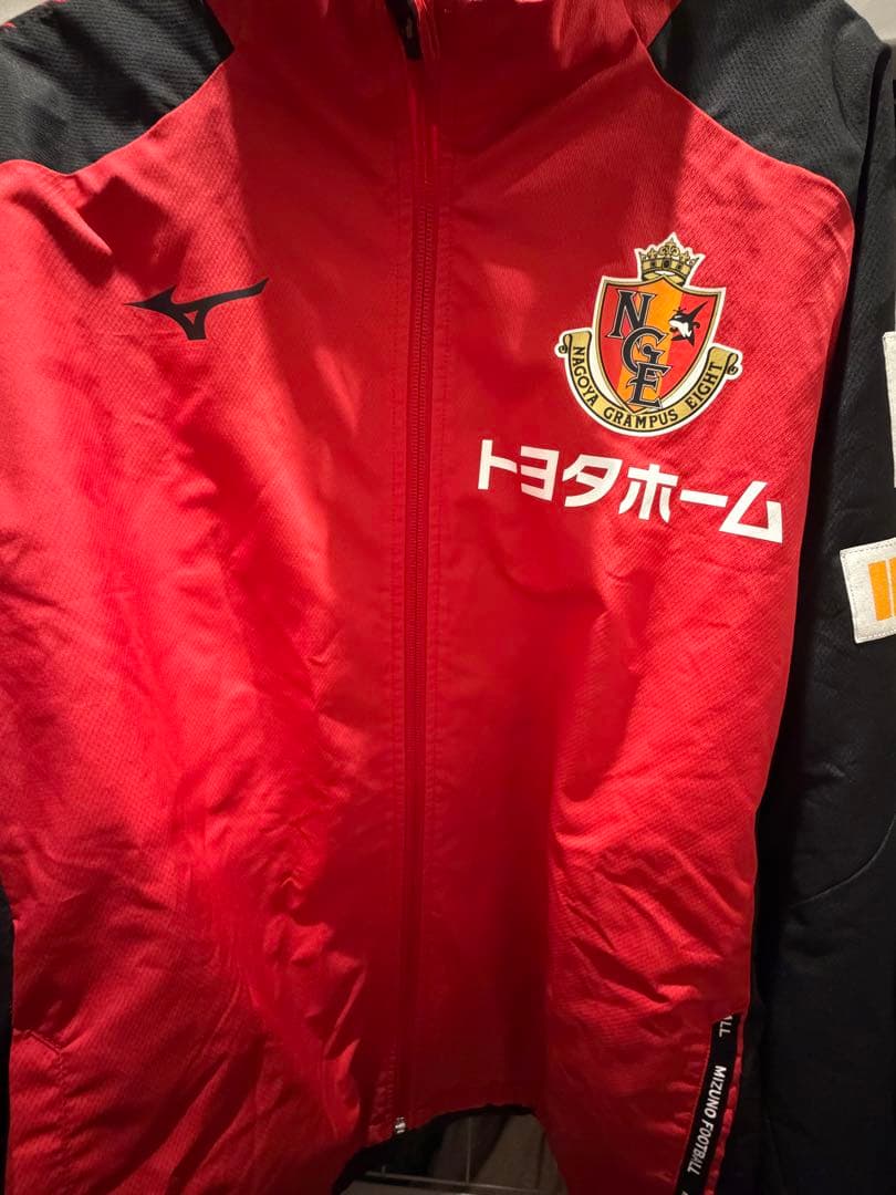 トヨタホーム ピステ ウィンドブレーカー 赤黒