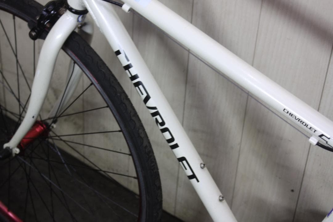 Chevrolet 700C アルミ シマノ6速 430mm クロスバイク