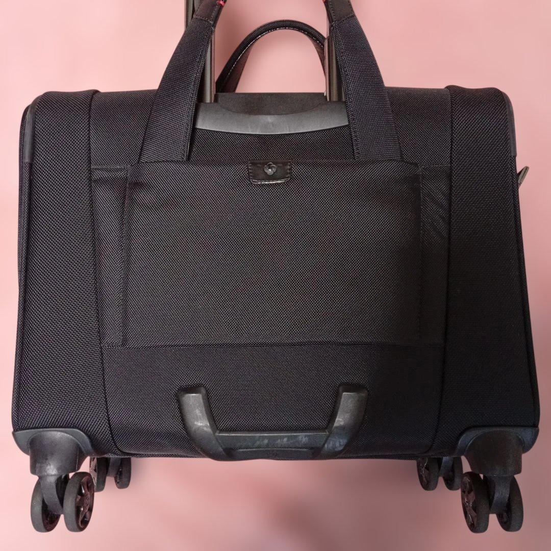 サムソナイト プロデラックス 5 スピナー トート 15.6 スーツケース 4輪