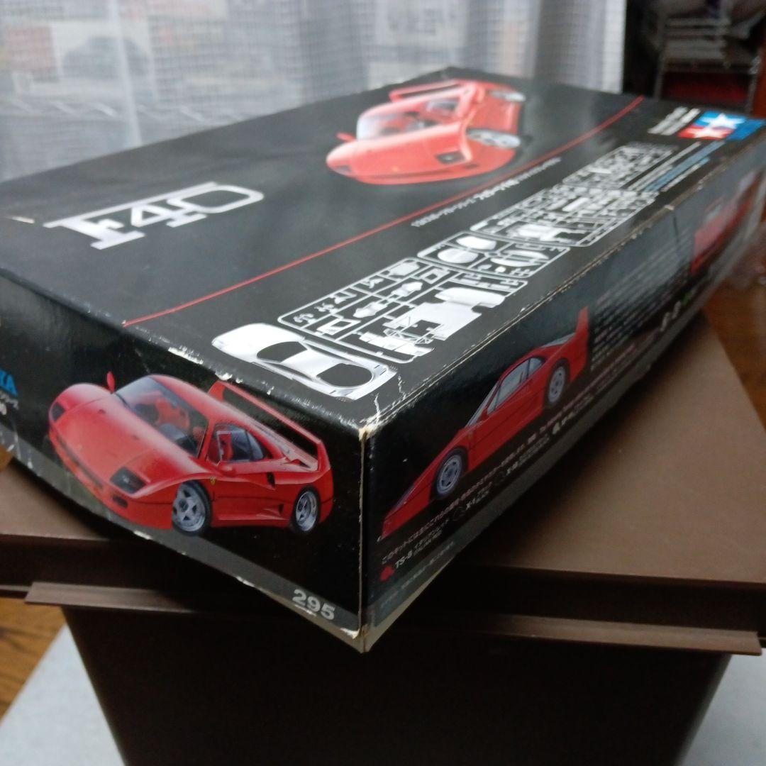 Tamiya Ferrari F40 プラモデル 1/24 & F40雑誌