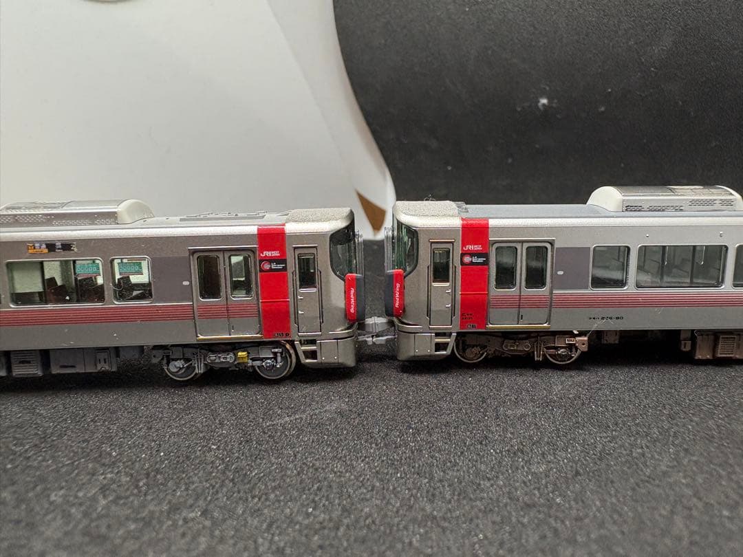 KATO 227系RedWing 2+2両セット