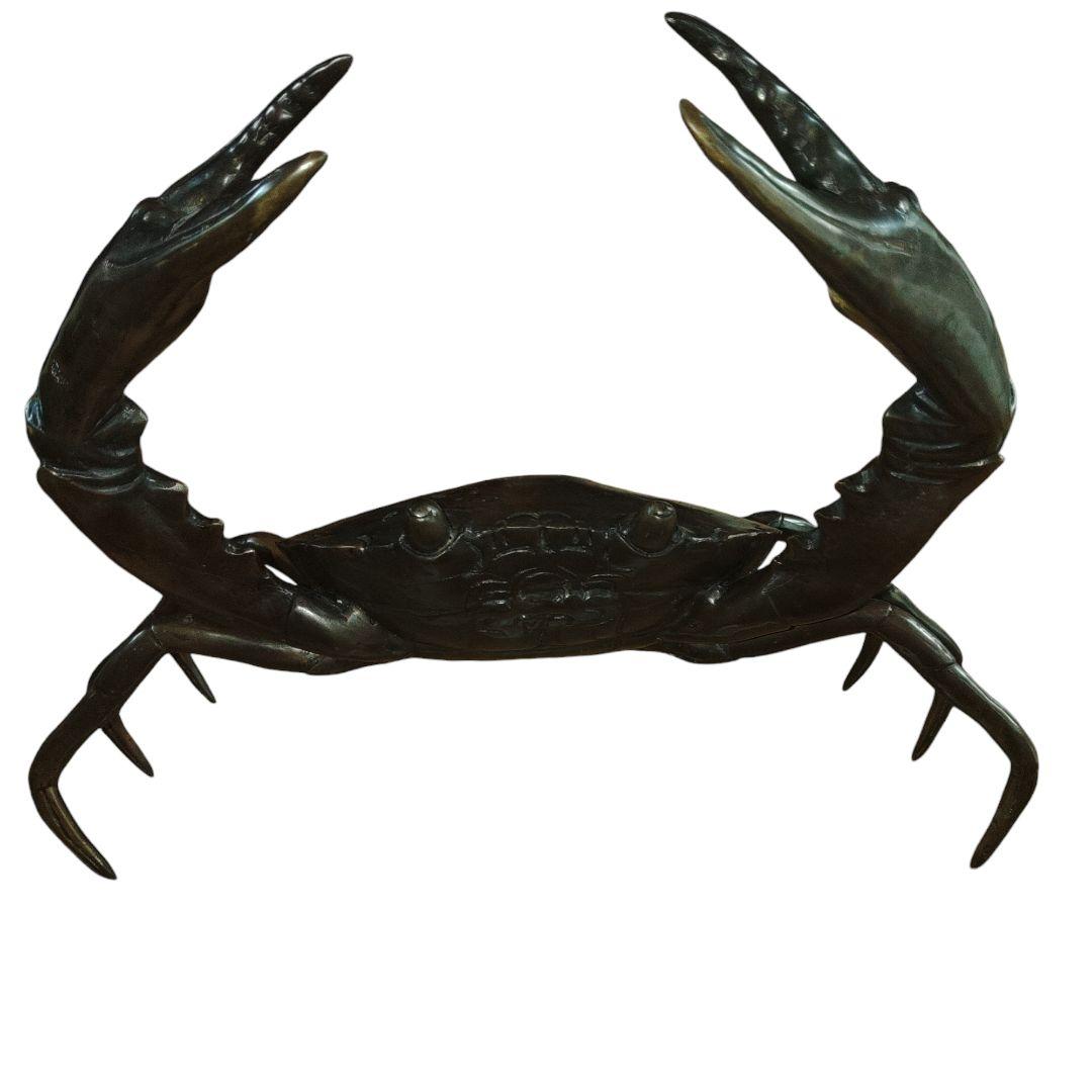 蟹の置物　金属製　高さ30cm、幅37.5cm