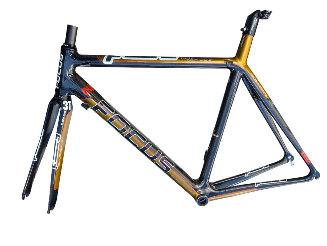 focus izalco extreme 2009モデル カーボンフレーム