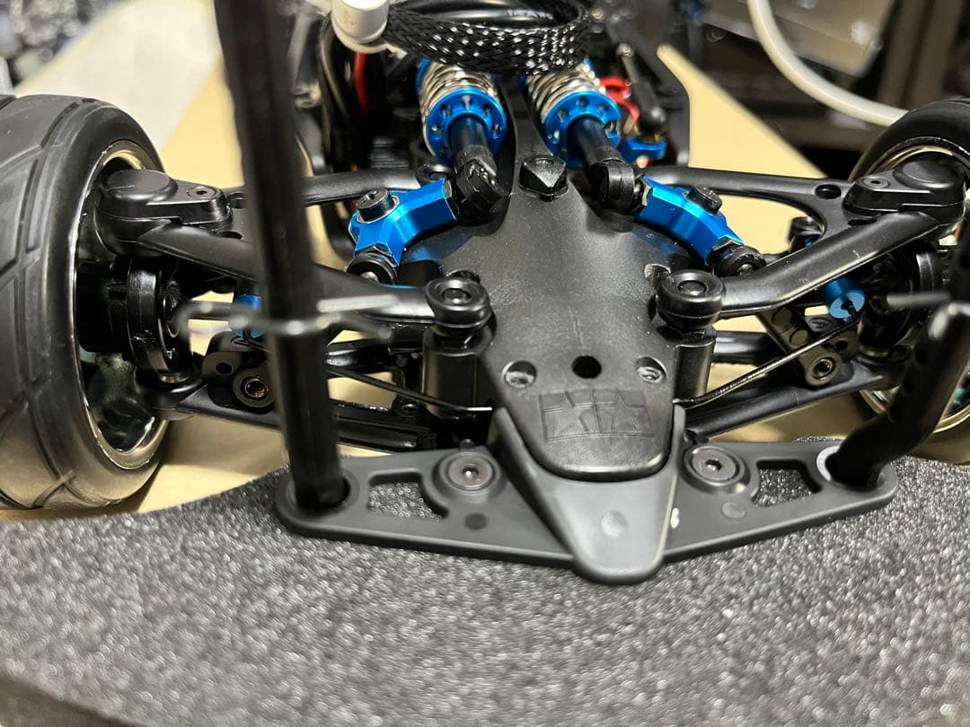 さらに値下げ タミヤTCー01シャ－シRAIKIRI GTボディ付き