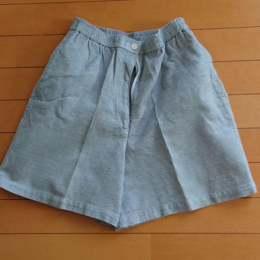 お値下げテニスクレージュ　まとめ売り半ズボン、４枚セット