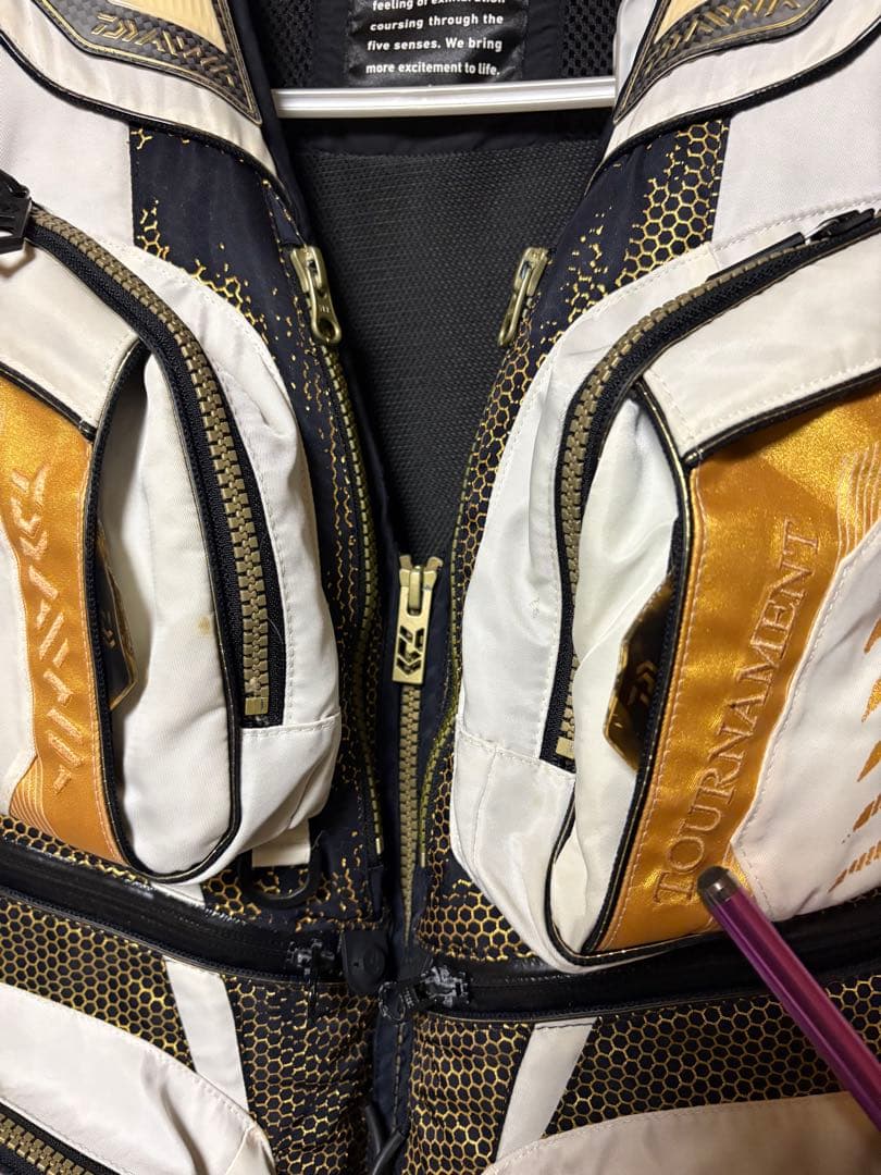 ダイワ　トーナメント　ライフジャケット　フローティング　DF3007T 中古