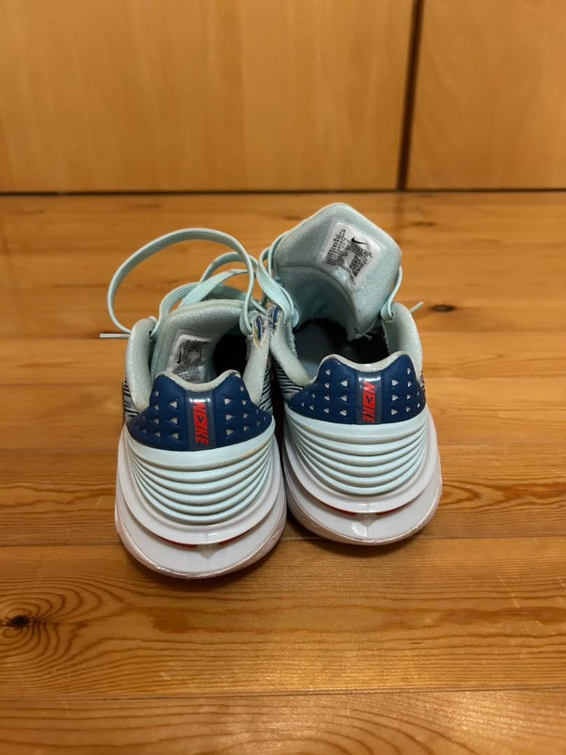 Nike バスケット　GTカット2　25.5