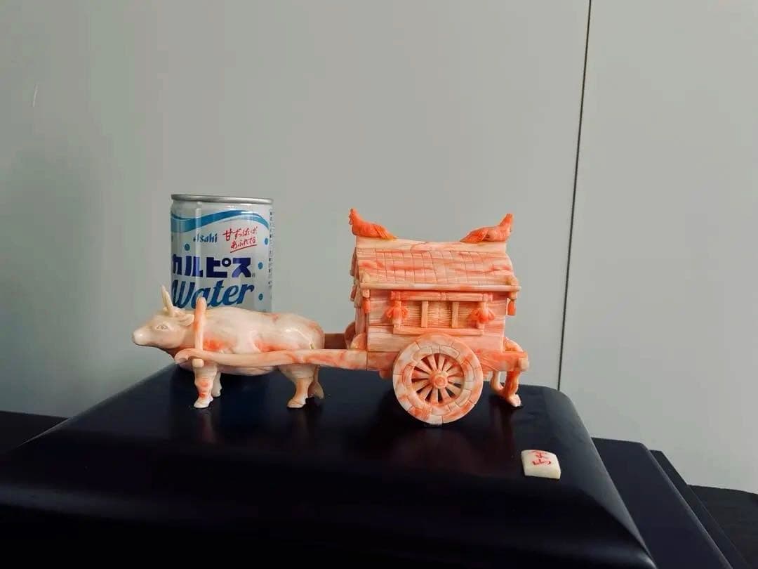 本珊瑚　珊瑚置物　珊瑚彫刻　宝石珊瑚　コ－ラル　牛引き御所車珊瑚宝飾作家山上卓山
