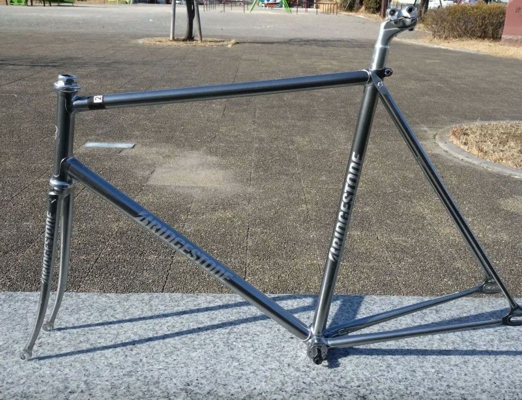 競輪　大きめサイズ！　ピストフレーム　ブリジストン　シートポスト付き！