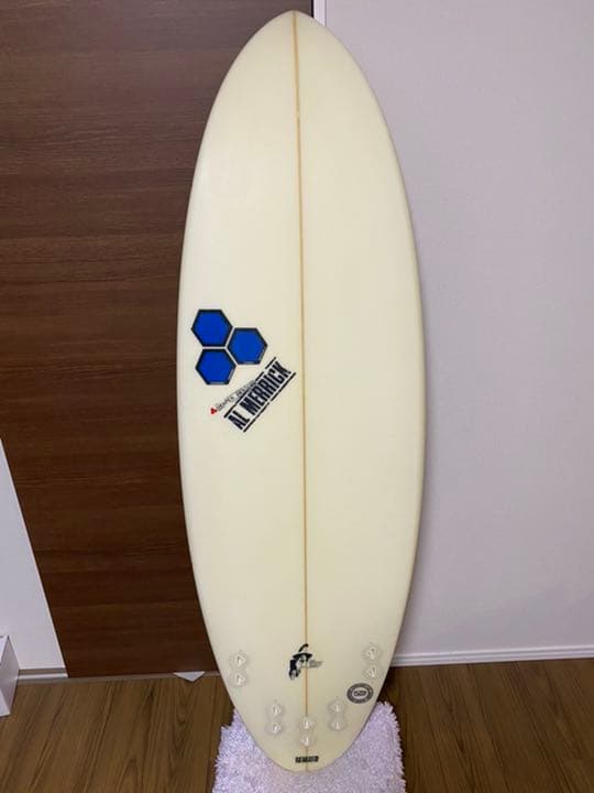 アルメリック　サーフボード