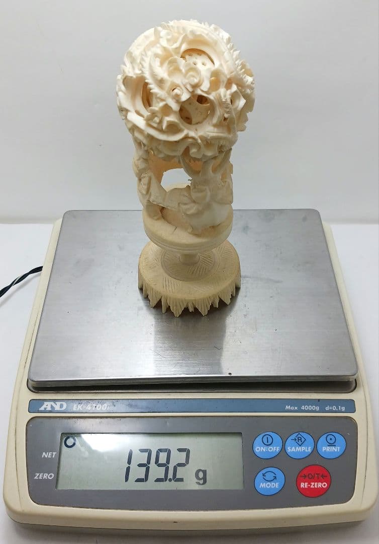 Y2293-3 極上 透かし細工 龍天球置物 総重量139.2gげ