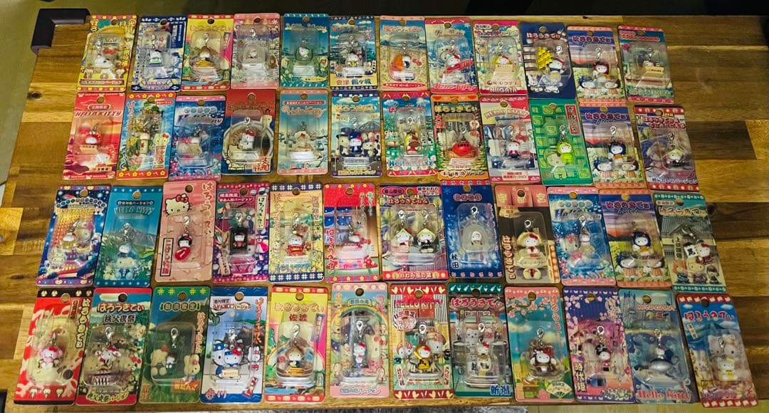 【新品・48個・まとめ】ご当地限定 ハローキティ ファスナーマスコット セット