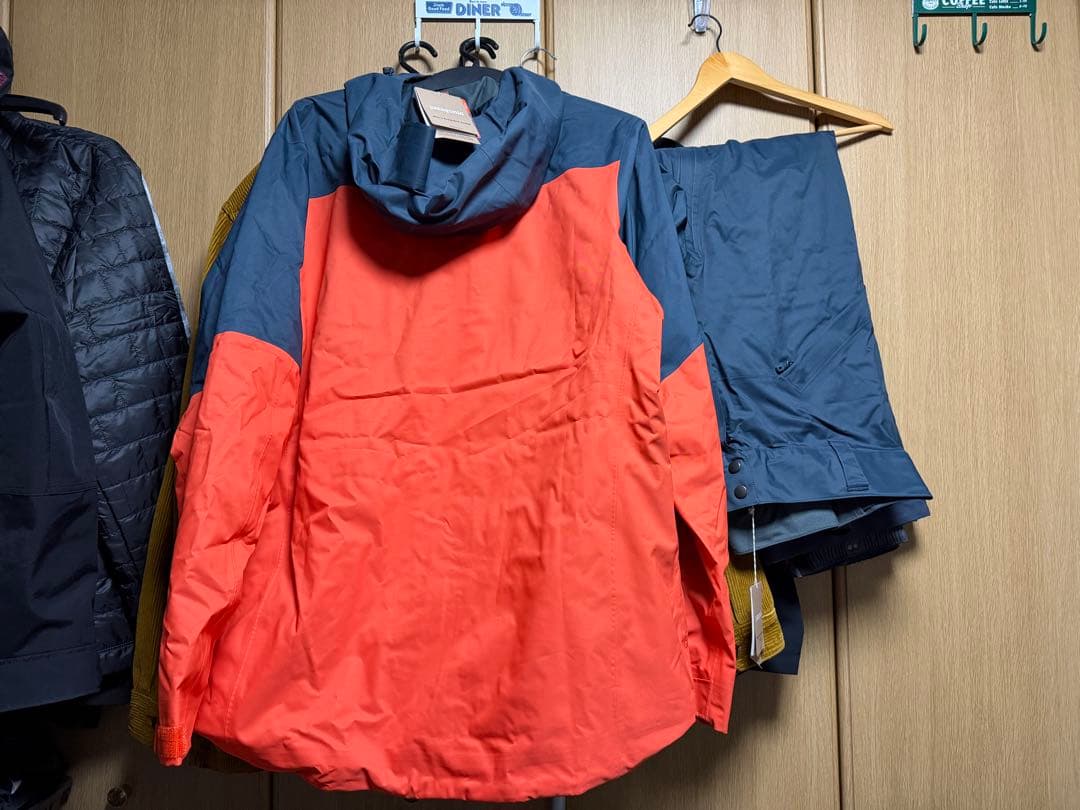 パタゴニア　スノーショットジャケット、パンツ上下セット　新品L スモルダーブルー