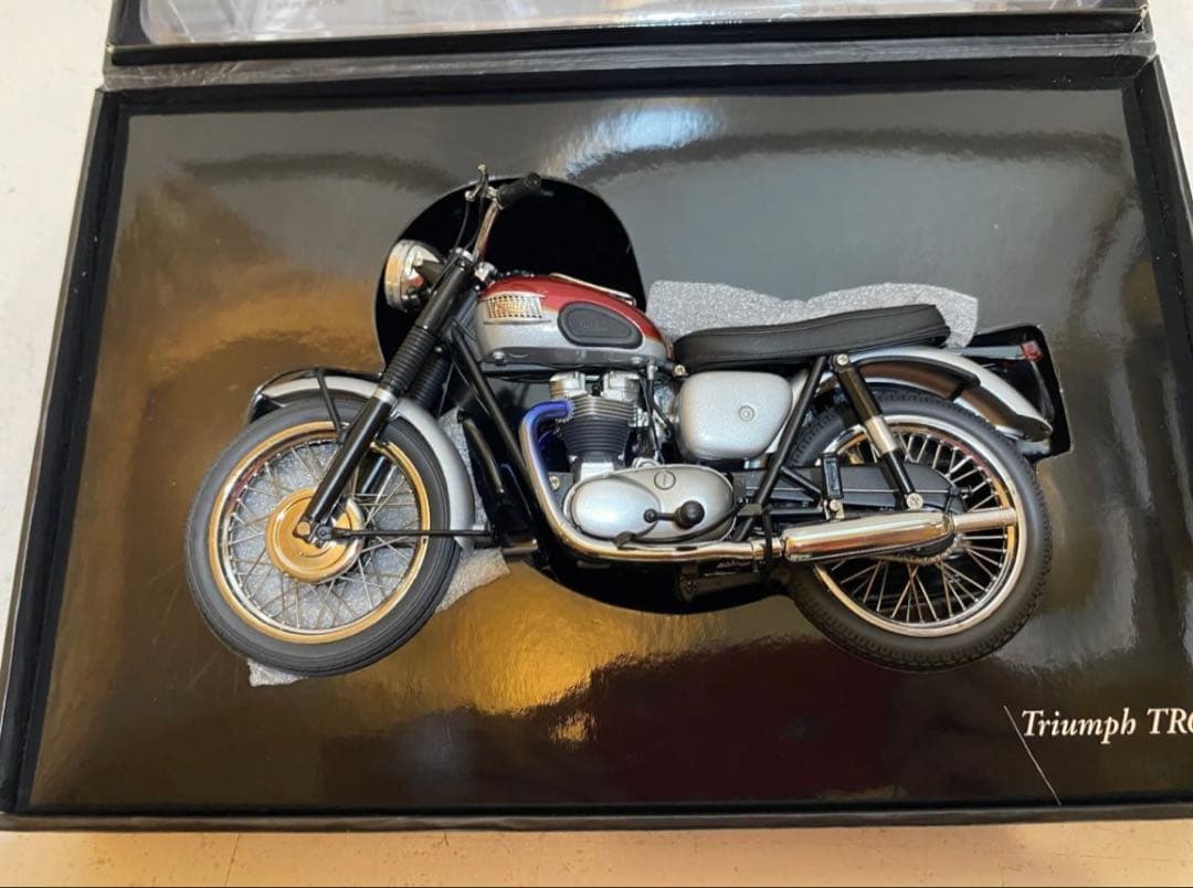 オートバイ・バイク Minichamps 1/12 Triumph TR6R 1961