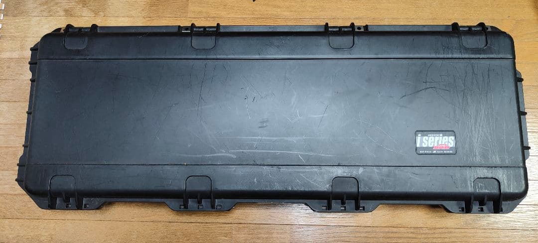 CAPARISON DELIINGER CA クリストファーアモットモデル