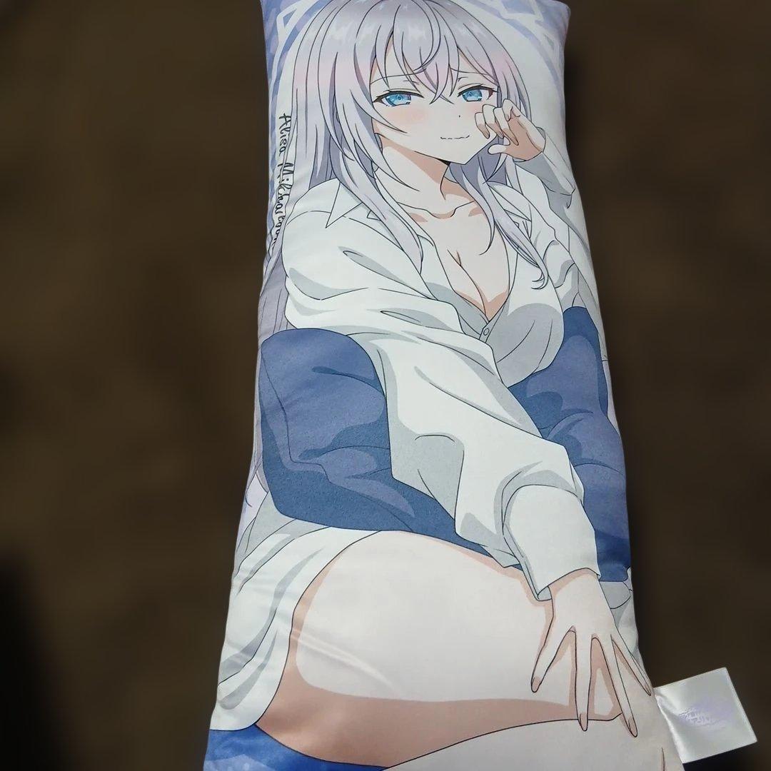 ロシデレ 抱き枕 、フィギア、おまけ付き　まとめ売り