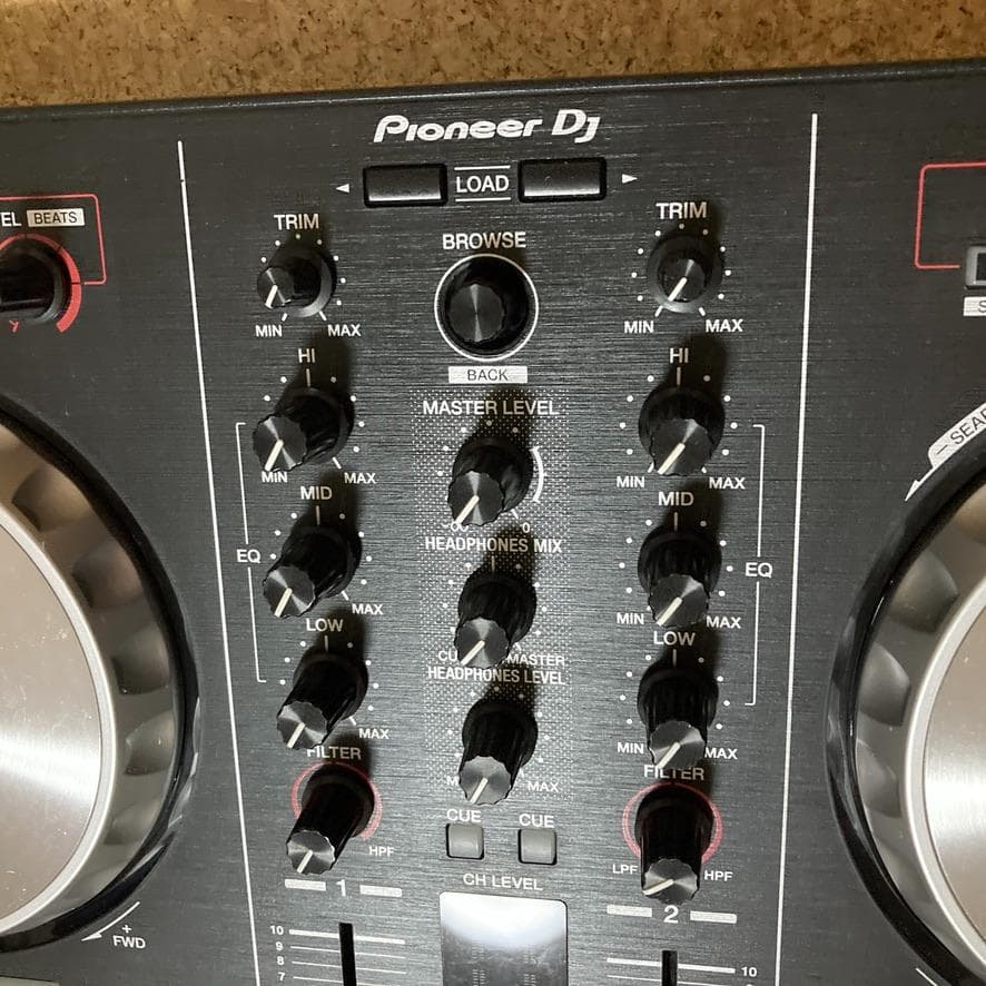 Pioneer DJ DDJ-SB2 DJコントローラー