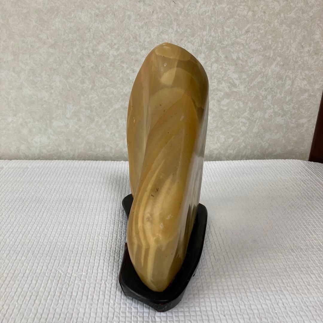 天然石 瑪瑙 黄色縞模様 水石 置物 オニキス 飾り石 古美術品 台座付き