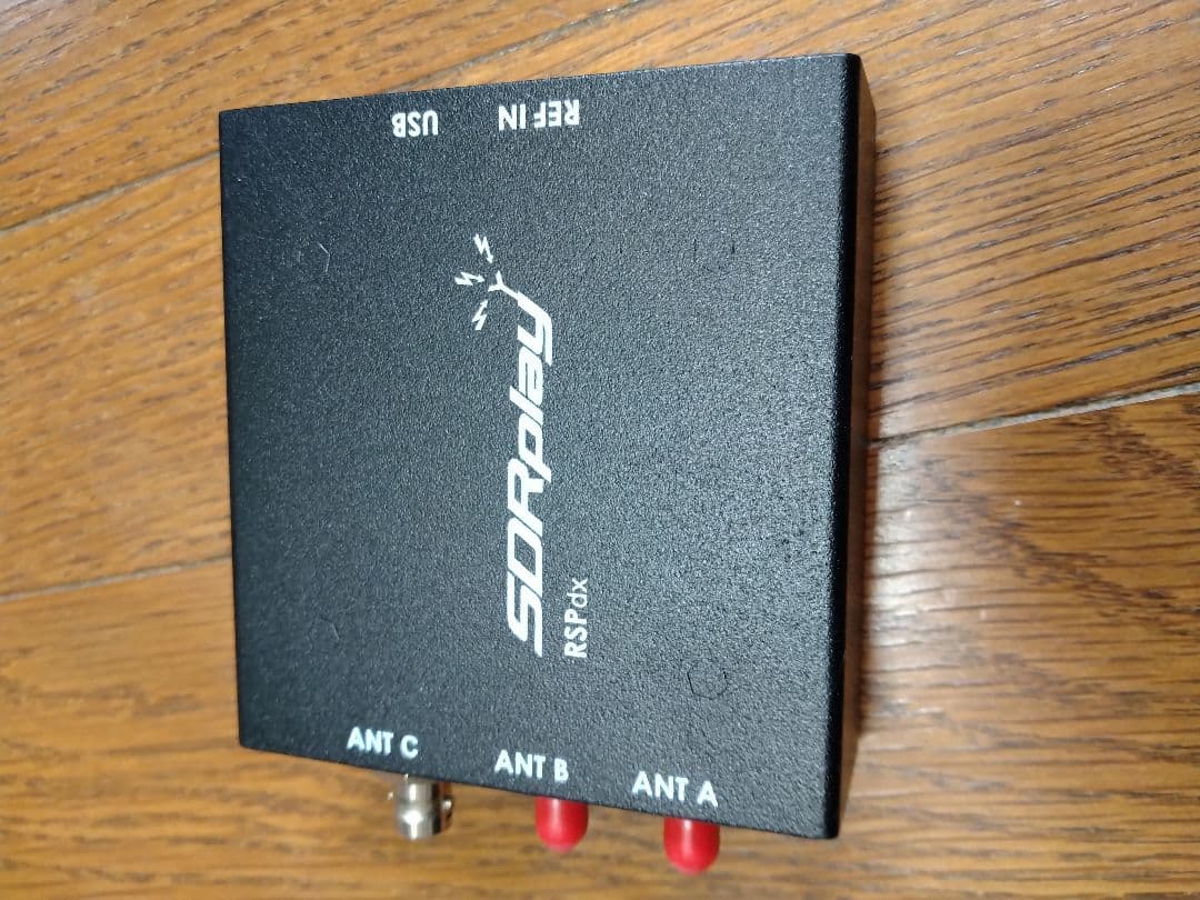 SDRplay RSPdx 受信機