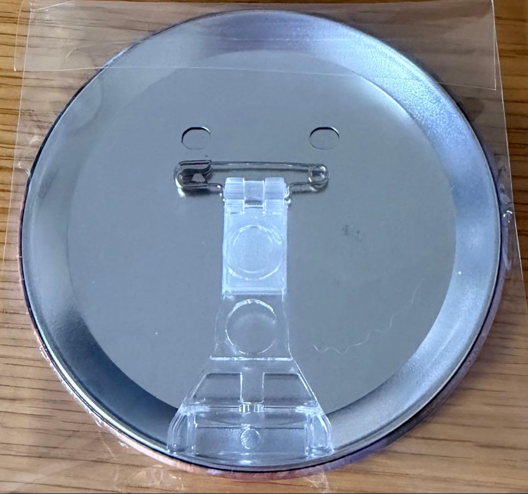 希少 ディズニー ズートピア ニック スタンド付缶バッジ　100mm