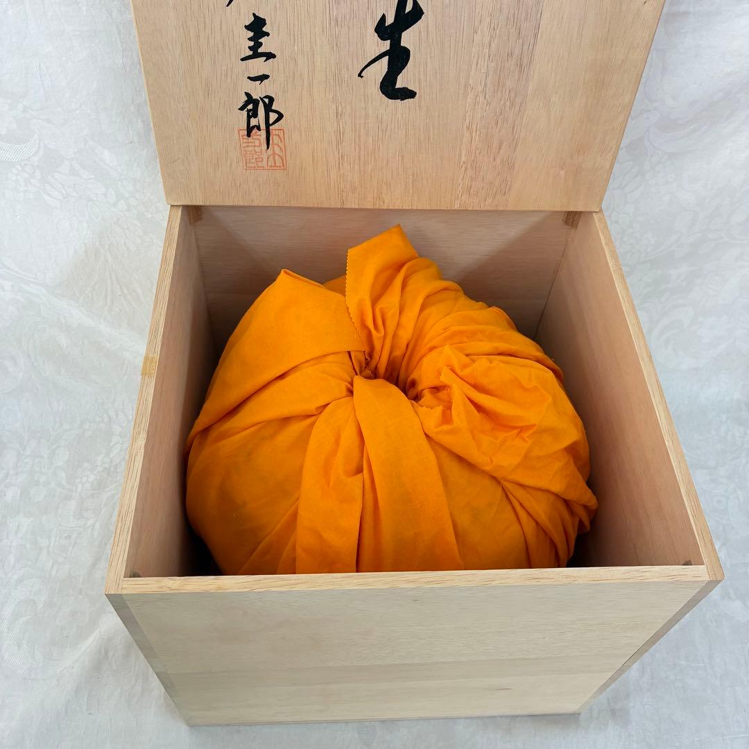 【萩焼】椿秀窯　庄 圭一郎　白燿　花生　花瓶　飾り壺　木箱入